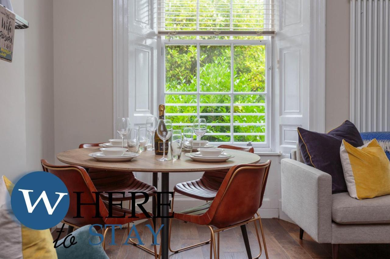 Stylish 2Bed Apartment Underneath Edinburgh Castle Екстериор снимка