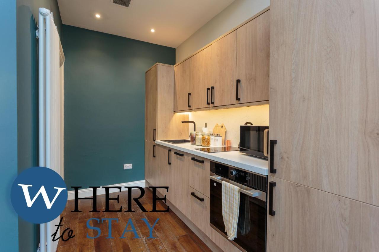 Stylish 2Bed Apartment Underneath Edinburgh Castle Екстериор снимка
